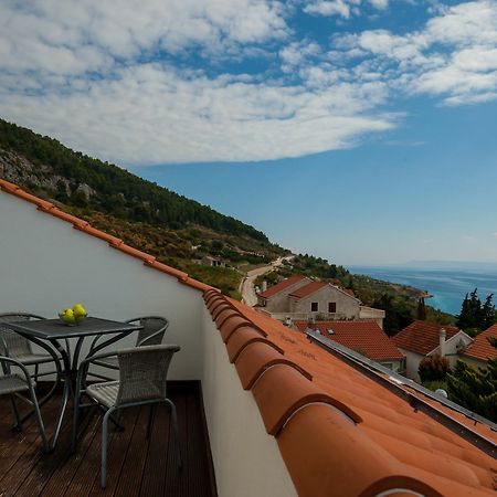 Villa Livia Apartments Bol Luaran gambar